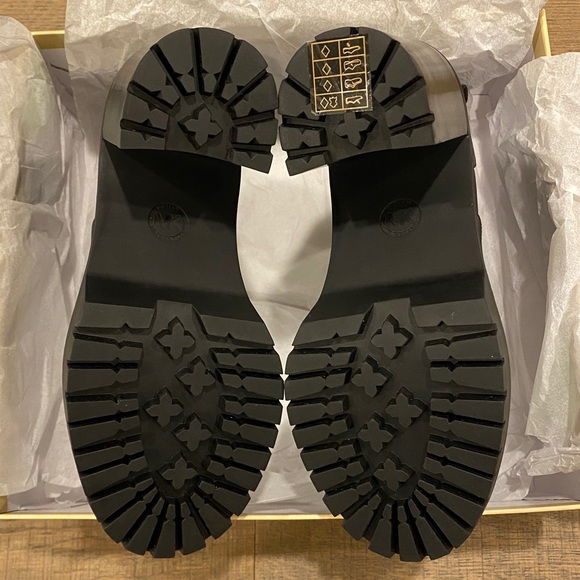 Michael Kors Cyrus MK Logo Black Bootie Ankle Boots Shoes Heels Pumps NEW - Picture 8 of 8